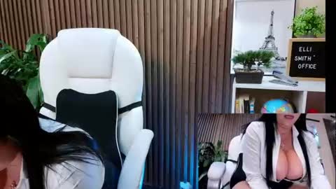 Snapshot of naugthyelli chatting on June 13, 2026, 8:12 am online show from June 13, 2026, 8:12 am