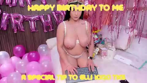 Snapshot of naugthyelli chatting on June 23, 2026, 9:46 pm online show from June 23, 2026, 9:46 pm