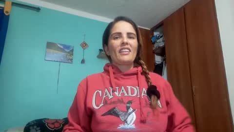 Snapshot of naugthymilf23 chatting on October 9, 2025, 1:14 am keyra online show from October 9, 2025, 1:14 am