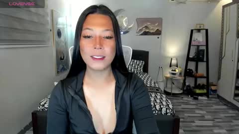 Snapshot of naugtycummer69 chatting on November 19, 2025, 2:06 pm JAY online show from November 19, 2025, 2:06 pm