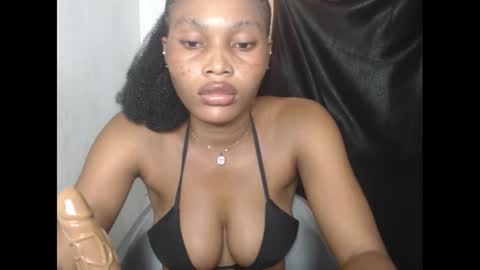 nautyslimfit online show from December 3, 2024, 10:50 am