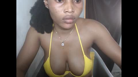 nautyslimfit online show from December 9, 2024, 1:13 pm