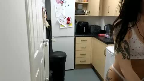 Navyrein online show from December 8, 2024, 8:58 pm