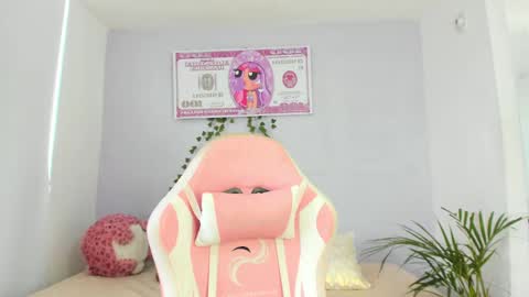 Snapshot of nayah_williams chatting on February 18, 2025, 12:28 pm Nayah Williams - OnlyFans online show from February 18, 2025, 12:28 pm