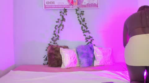 Snapshot of nayah_williams chatting on February 27, 2025, 1:38 pm Nayah Williams - OnlyFans online show from February 27, 2025, 1:38 pm