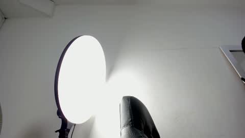 nayara_macherano online show from December 19, 2025, 11:28 am