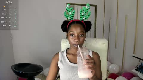 Nayaris 3 online show from December 18, 2024, 5:42 pm