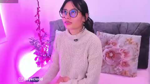 Naye  online show from June 24, 2026, 3:22 pm