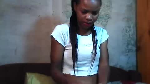 Snapshot of naylah313 chatting on May 20, 2026, 7:14 am Nayla online show from May 20, 2026, 7:14 am