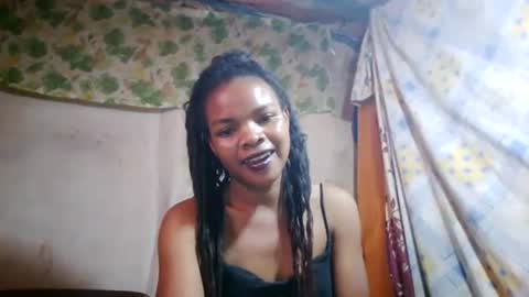 Snapshot of naylah313 chatting on June 15, 2026, 6:04 am Nayla online show from June 15, 2026, 6:04 am
