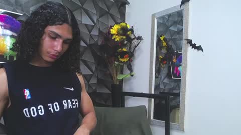 Snapshot of nazper_ chatting on December 5, 2024, 8:55 pm Nazper online show from December 5, 2024, 8:55 pm