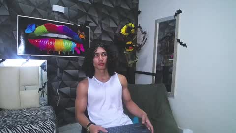 Snapshot of nazper_ chatting on December 8, 2024, 7:22 pm Nazper online show from December 8, 2024, 7:22 pm
