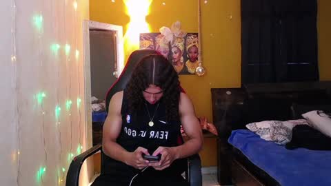 Snapshot of nazper_ chatting on January 13, 2025, 4:41 pm Nazper online show from January 13, 2025, 4:41 pm