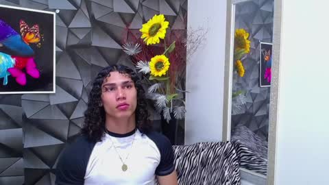 Snapshot of nazper_ chatting on January 17, 2025, 3:53 pm Nazper online show from January 17, 2025, 3:53 pm