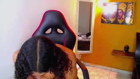 Snapshot of nazper_ chatting on February 7, 2025, 8:20 pm Nazper online show from February 7, 2025, 8:20 pm