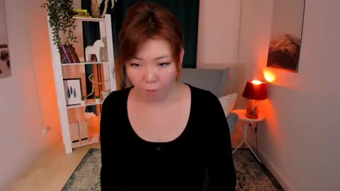 Natzuko online show from October 20, 2025, 10:49 am