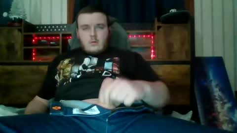 nburton2002 online show from February 14, 2025, 11:20 pm