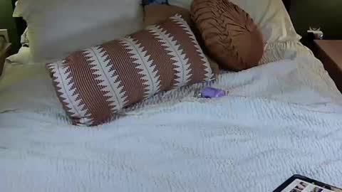 Snapshot of ndn_luv chatting on September 26, 2025, 7:29 pm Thony online show from September 26, 2025, 7:29 pm