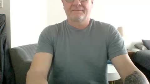 neckdown12 online show from September 20, 2025, 10:00 pm