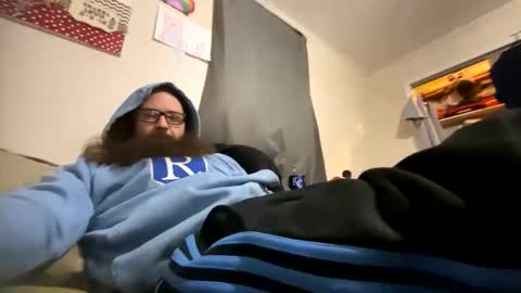 Snapshot of needu802318 chatting on March 2, 2026, 9:16 am Easy E online show from March 2, 2026, 9:16 am