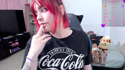 Geek Nicole    im Neeko UwU online show from September 26, 2025, 12:31 pm