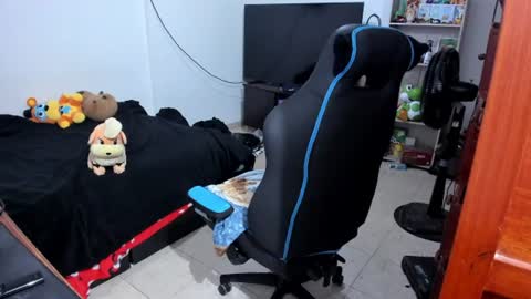 Geek Nicole    im Neeko UwU online show from June 28, 2026, 11:49 am