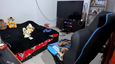 Geek Nicole    im Neeko UwU online show from July 10, 2026, 11:46 am
