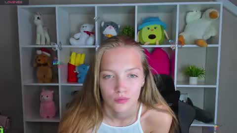 Snapshot of neelly_collins chatting on July 7, 2026, 9:02 am Nelly online show from July 7, 2026, 9:02 am