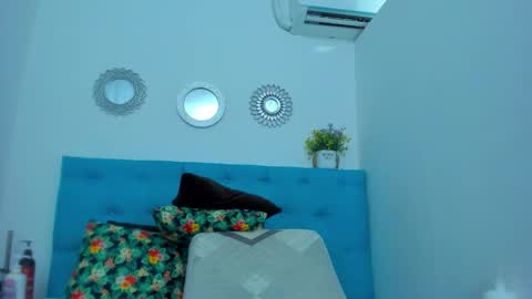 neferet_opal online show from February 6, 2026, 1:10 am