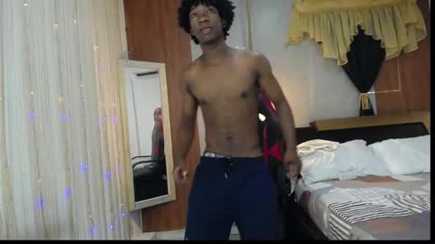 Snapshot of negga_cum chatting on February 8, 2026, 12:41 pm NEGGA online show from February 8, 2026, 12:41 pm