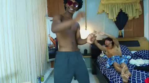 Snapshot of negga_cum chatting on February 19, 2026, 4:03 pm NEGGA online show from February 19, 2026, 4:03 pm