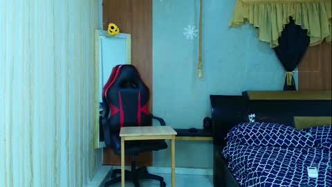 Snapshot of negga_cum chatting on February 24, 2026, 12:25 pm NEGGA online show from February 24, 2026, 12:25 pm