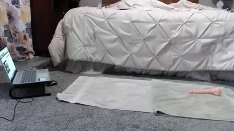 NEIGHBORGUY4U online show from December 22, 2025, 6:38 pm