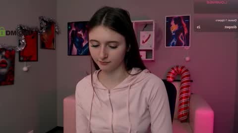 Snapshot of nekky_mouse chatting on January 7, 2026, 10:07 am Meow online show from January 7, 2026, 10:07 am