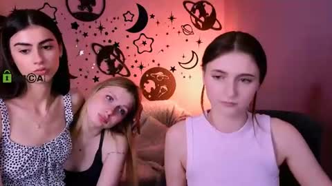 Meow online show from June 9, 2026, 4:07 pm