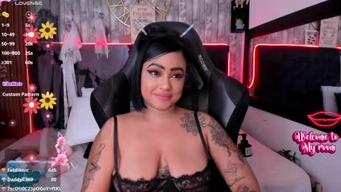 Snapshot of nekomisaki chatting on December 14, 2024, 5:03 pm Miah online show from December 14, 2024, 5:03 pm