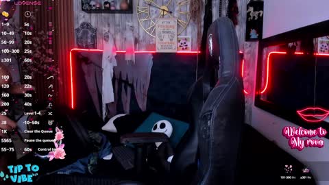 Snapshot of nekomisaki chatting on January 10, 2025, 12:15 pm Miah online show from January 10, 2025, 12:15 pm