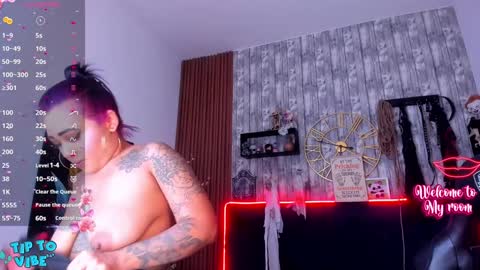 Snapshot of nekomisaki chatting on January 11, 2025, 11:56 am Miah online show from January 11, 2025, 11:56 am