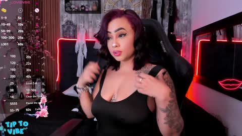 Snapshot of nekomisaki chatting on January 15, 2025, 12:25 pm Miah online show from January 15, 2025, 12:25 pm