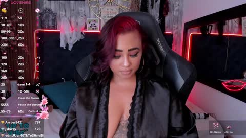 Snapshot of nekomisaki chatting on February 5, 2025, 11:28 pm Miah online show from February 5, 2025, 11:28 pm