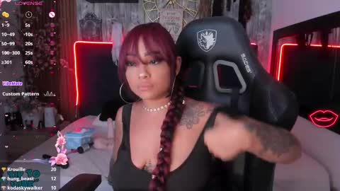 Snapshot of nekomisaki chatting on February 11, 2025, 7:16 pm Miah online show from February 11, 2025, 7:16 pm