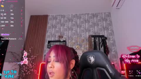 Snapshot of nekomisaki chatting on February 13, 2025, 12:21 pm Miah online show from February 13, 2025, 12:21 pm