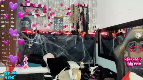 Snapshot of nekomisaki chatting on October 16, 2025, 12:17 pm Miah online show from October 16, 2025, 12:17 pm