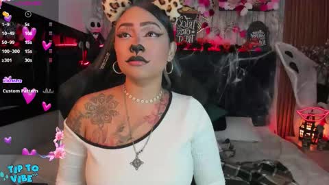 Snapshot of nekomisaki chatting on October 25, 2025, 12:02 pm Miah online show from October 25, 2025, 12:02 pm