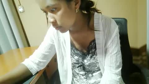 Snapshot of nelia_84 chatting on May 8, 2026, 3:12 am nelia_84 online show from May 8, 2026, 3:12 am