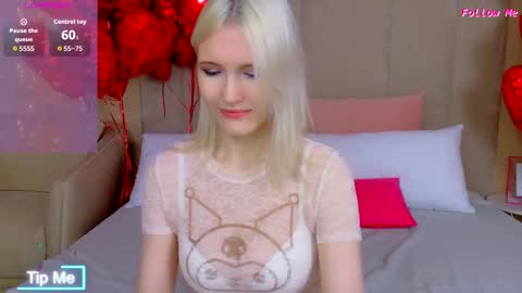 Snapshot of nellloyns chatting on February 17, 2026, 5:41 pm Nelly online show from February 17, 2026, 5:41 pm