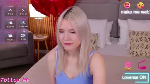 Snapshot of nellloyns chatting on February 22, 2026, 5:22 pm Nelly online show from February 22, 2026, 5:22 pm