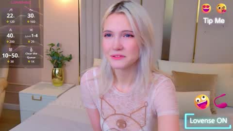 Snapshot of nellloyns chatting on March 12, 2026, 5:19 pm Nelly online show from March 12, 2026, 5:19 pm