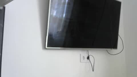 nelly_fortu online show from May 31, 2026, 11:39 am