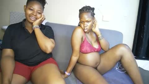 nellyeluxe online show from March 17, 2026, 5:49 pm